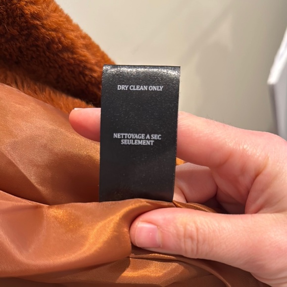 BLANKNYC  Women's‎ Faux Fur Coat in Brown Large - Picture 6 of 7